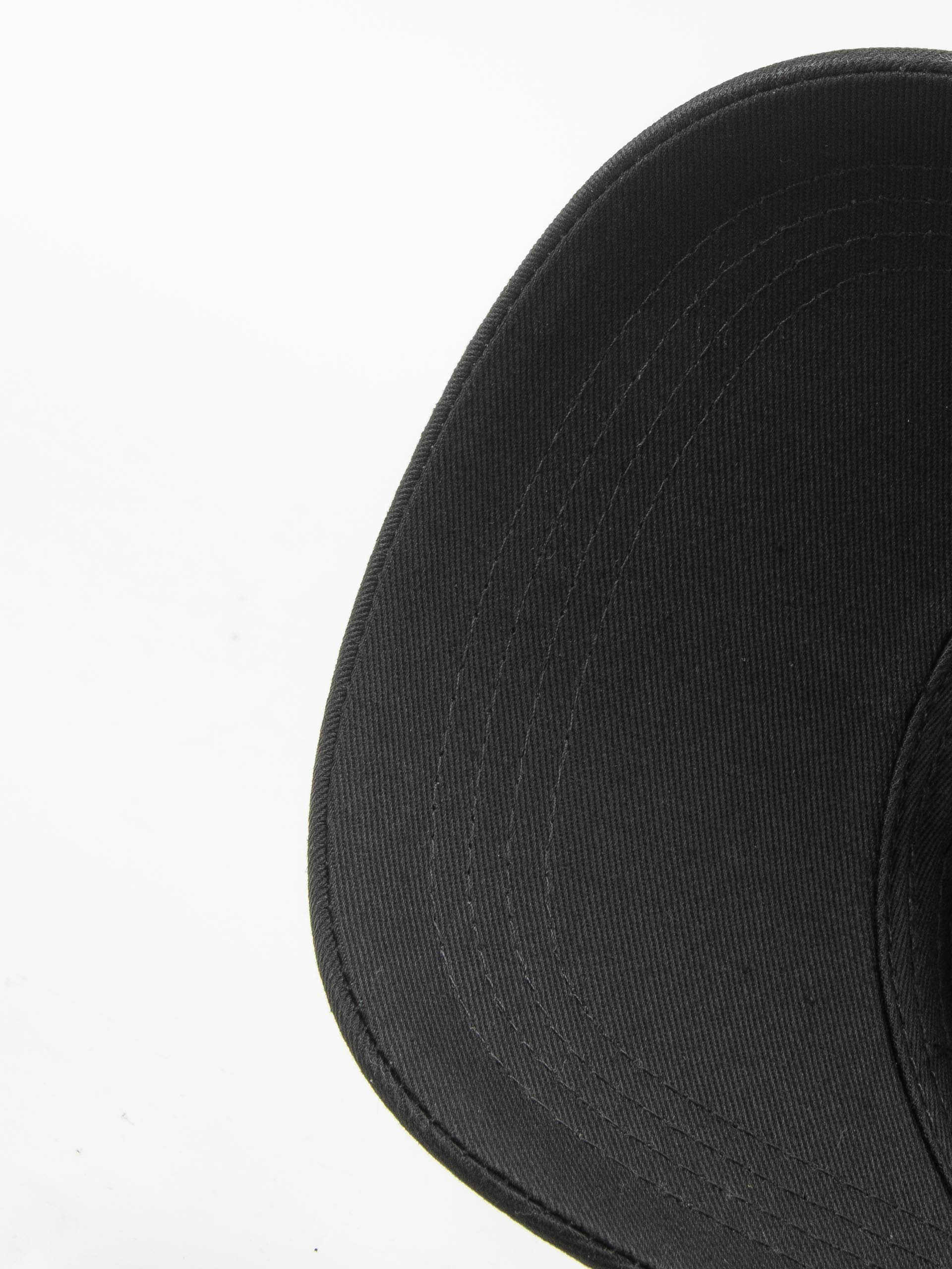 Sapca femei KARL LAGERFELD 205W3413 - IL PASSO